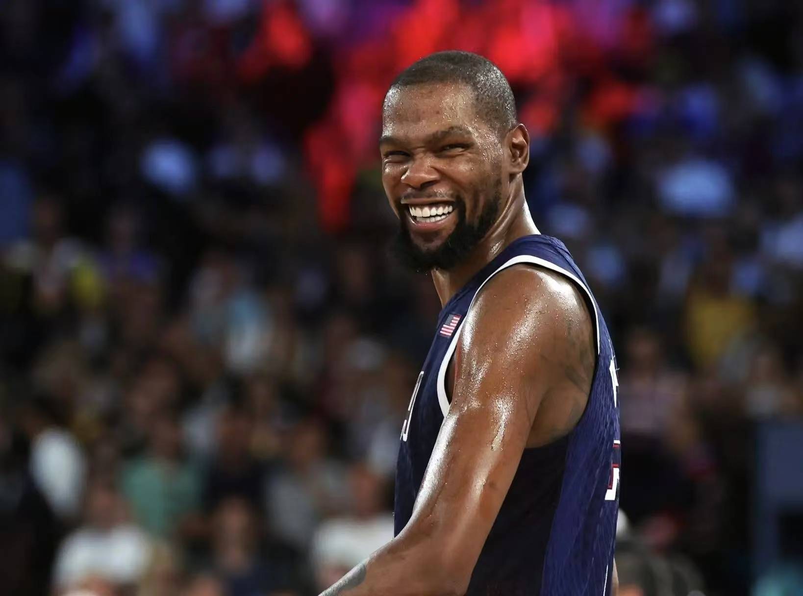  杜兰特迎来七赛季高光表现，独行侠球迷沸腾！